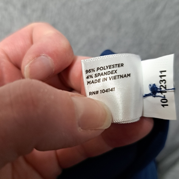 NWT Lady Hagen women's 7in essentials short in Navy Estate size 16 - Picture 2 of 6